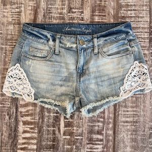 American Eagle cut off lace shorts. Size 0